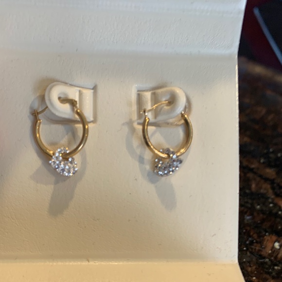 Gold hoop earrings with crystal blingheart charm. - Picture 4 of 4